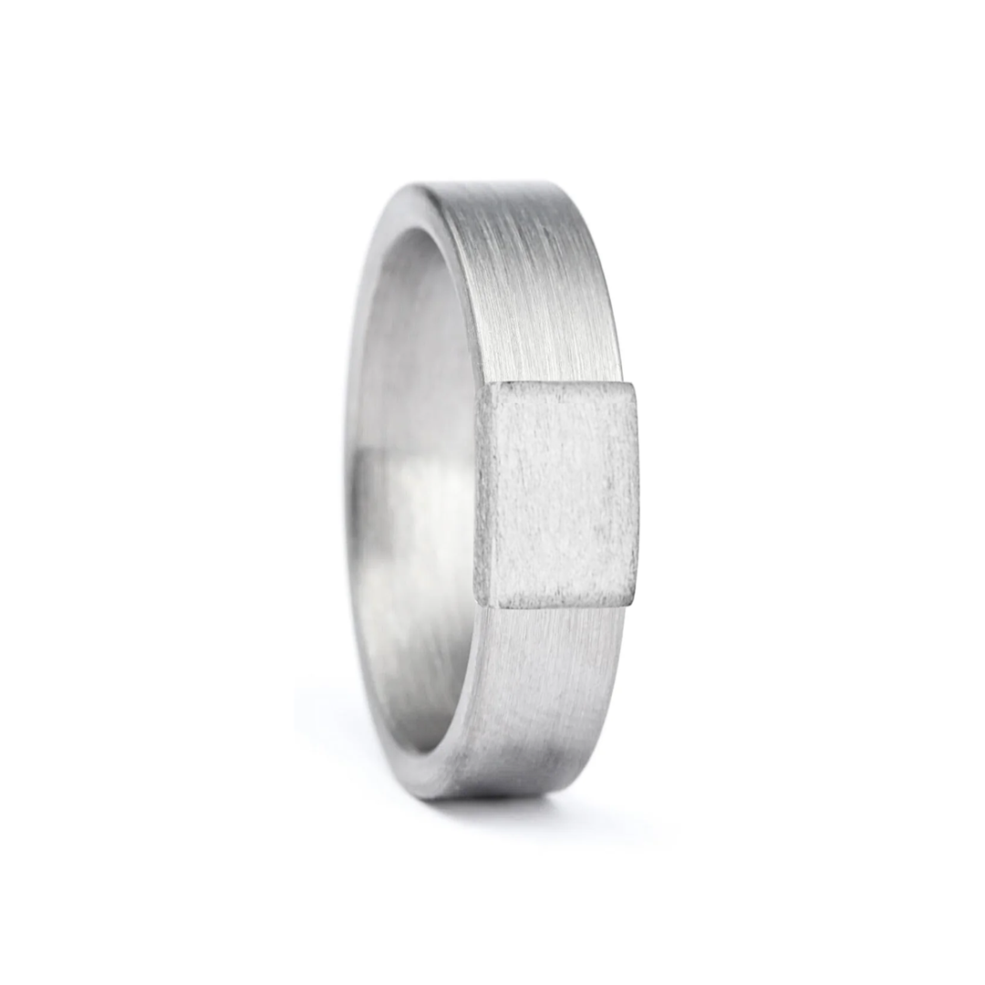 Classic 5mm 14kt White Gold Barrel Band