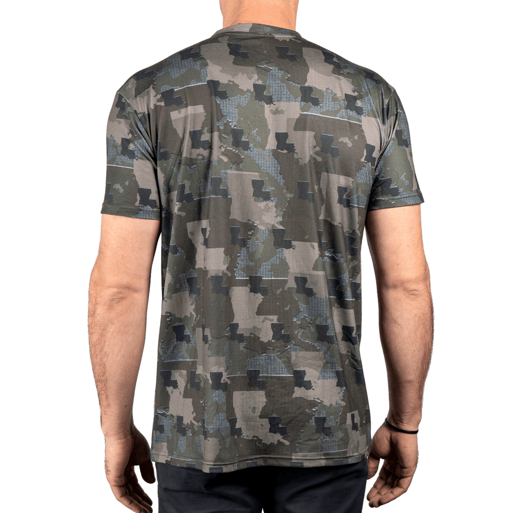 Men’s Louisiana Camo short sleeve shirt featuring a unique camouflage pattern made from the outline of the state of Louisiana Lightweight, breathable, and perfect for hunting, hiking, or everyday wear.