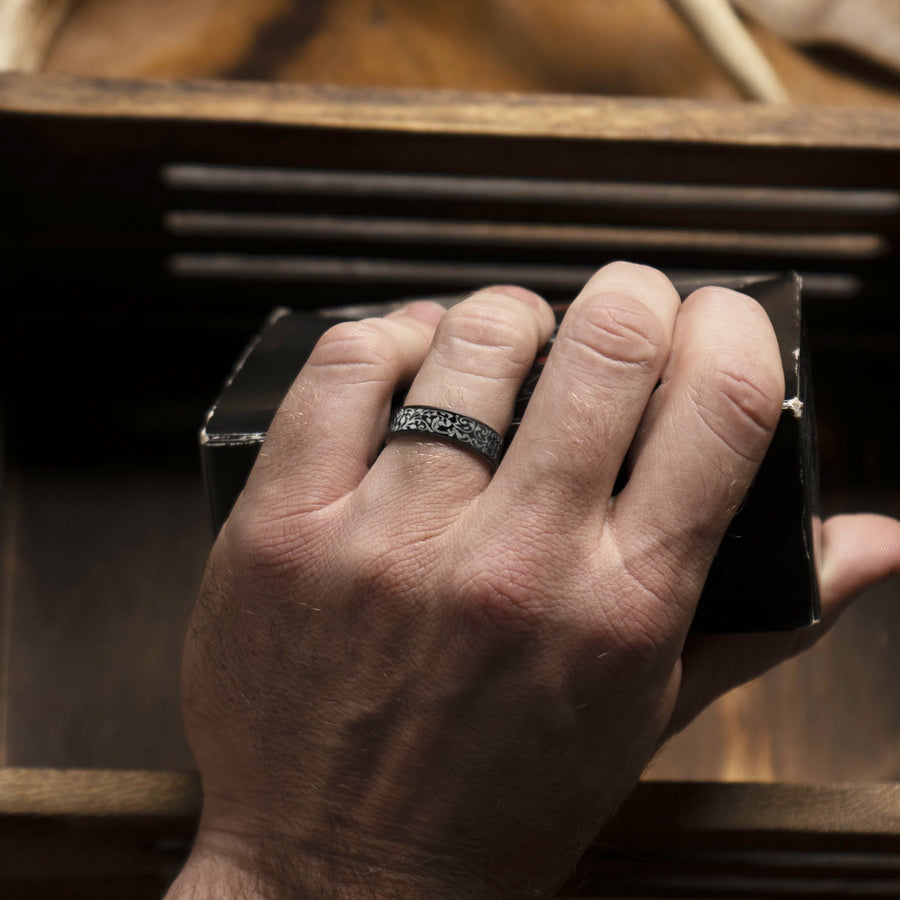 Left Hand What Hand Does A Wedding Ring Go On For Man Finger For