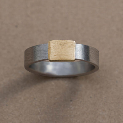 Classic 5mm 14kt Yellow Gold Brushed Barrel Band