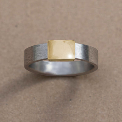 Classic 5mm 14kt Yellow Gold Polished Barrel Band 