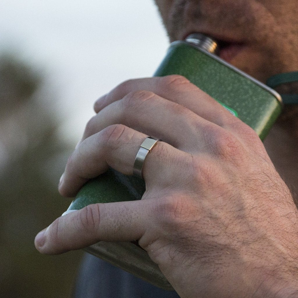 Classic 5mm 14kt White Gold Polished Barrel Band on hand 